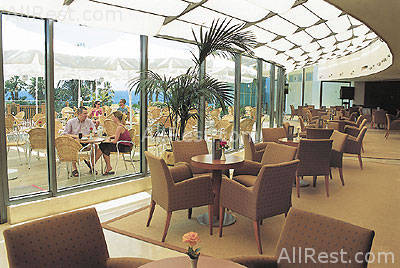 Louis Imperial Beach Hotel 11